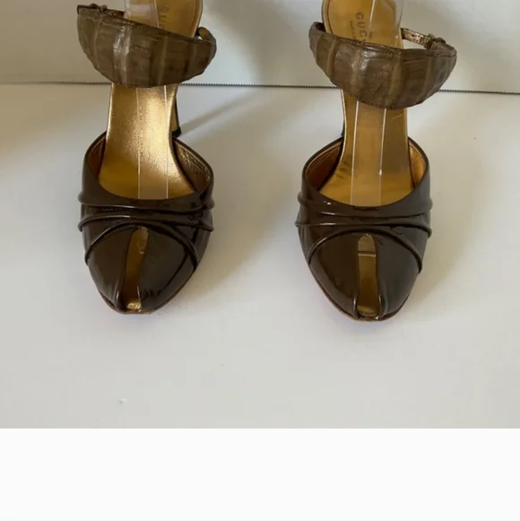 Gucci Tom Ford Women's Brown Peep Toe Patent Leather Heels